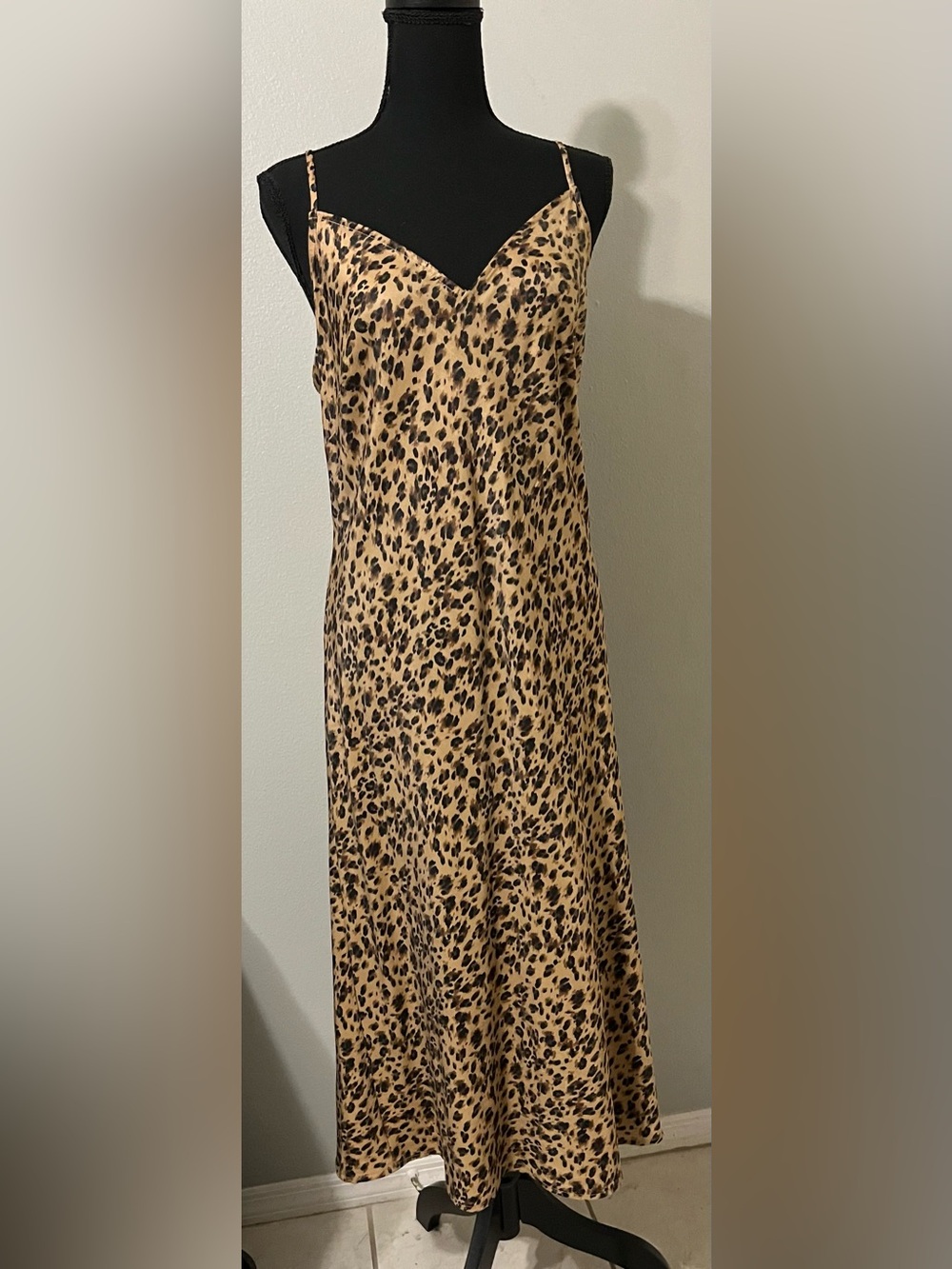 Time & Tru leopard print slip dress. Size L